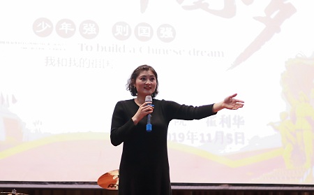 霍利华.jpg